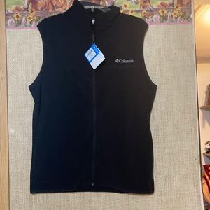 Columbia vest